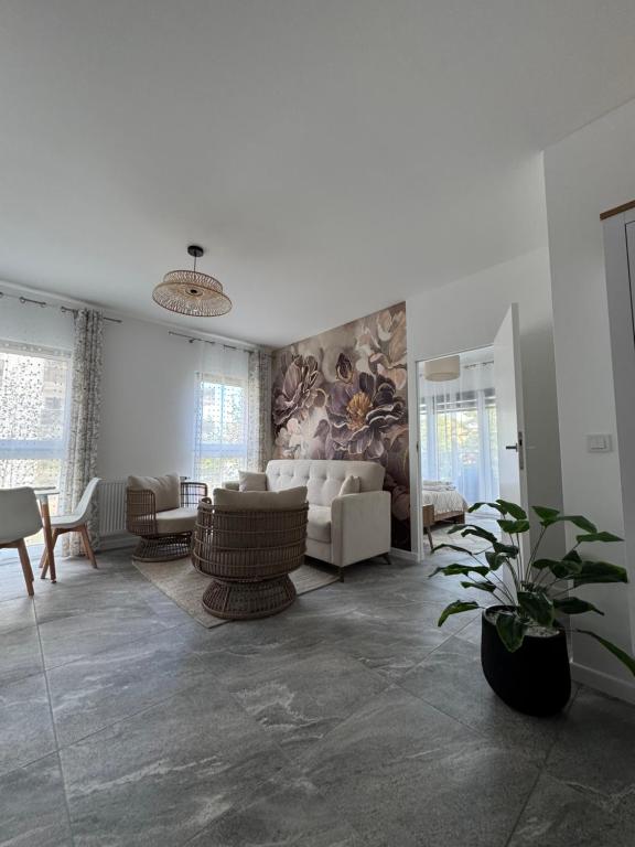 Apartamenty Szmaragdowy i Perłowy- Dworska 27A - Chambres d'hôtes Gdańsk