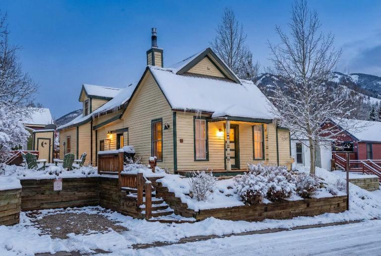 Breckenridge Escape Private Hot Tub + Loft - B&B Breckenridge
