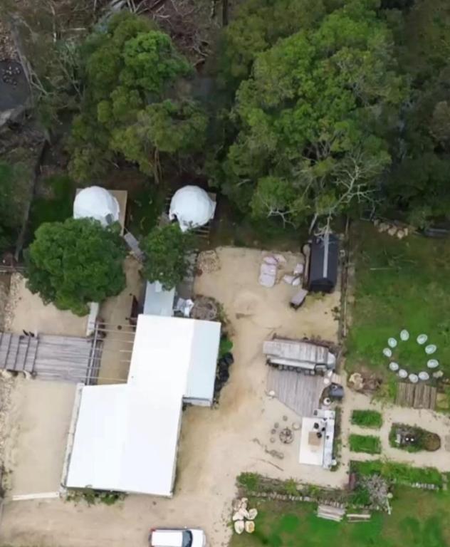 Nature Domes - Bed and Breakfast Comboyne