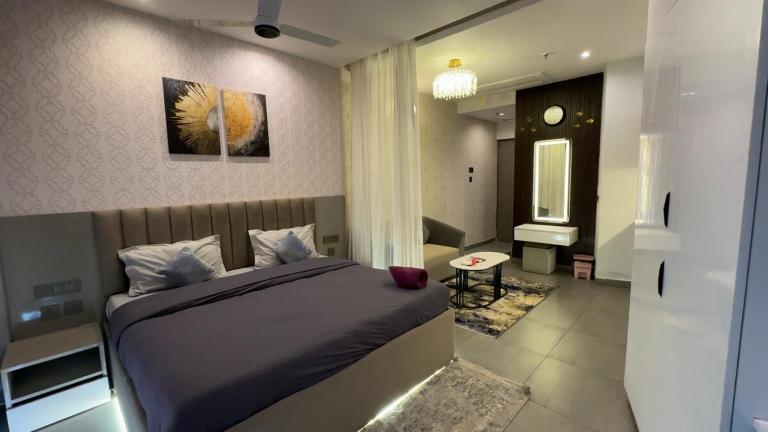 Cozy corner by Luxury loft - B&B Noida