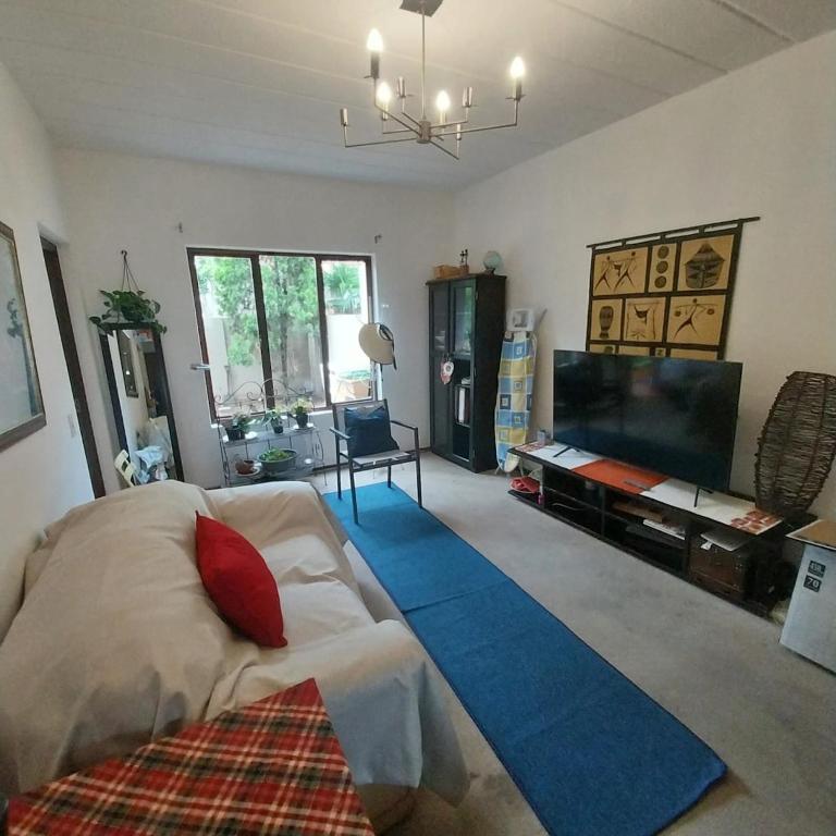 Travellor's relaxation unit, secure 1,5 bedrooms - Chambres d'hôtes Centane