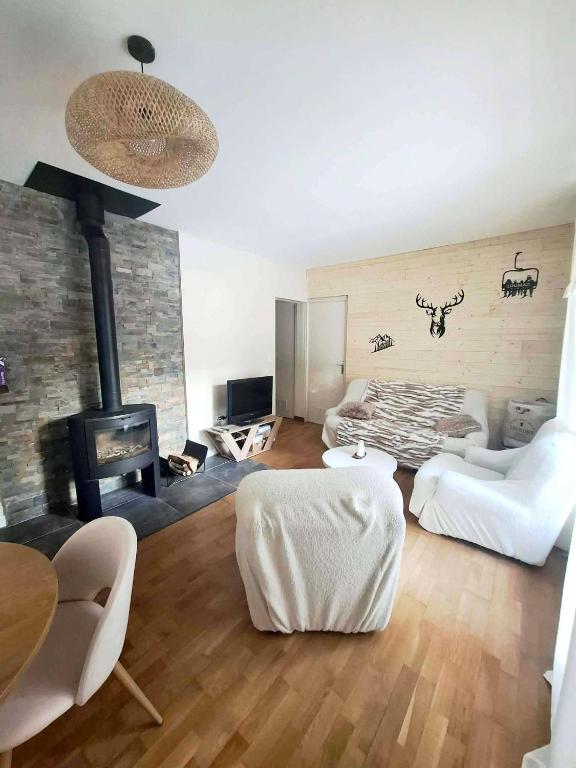 Un refuge chaleureux au cœur du Mourtis - Ferienwohnung Boutx