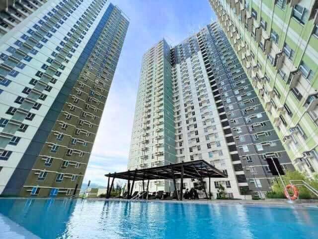 Deluxe Studio Units Inside IT Park 20 - Chambres d'hôtes Cebu