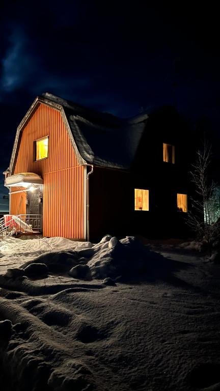 Wild North Guesthouse - B&B Lakaträsk