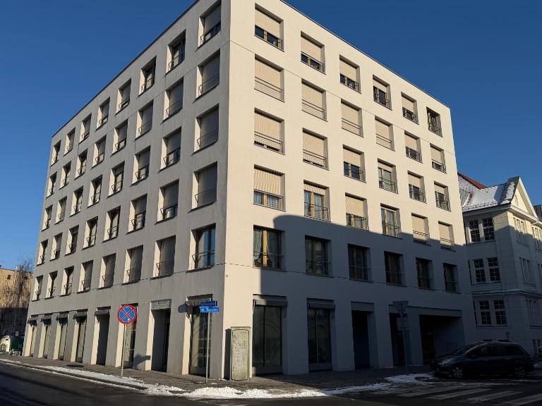 Apartament Skarbowa 1A LUX 4 & Parking - B&B Leszno