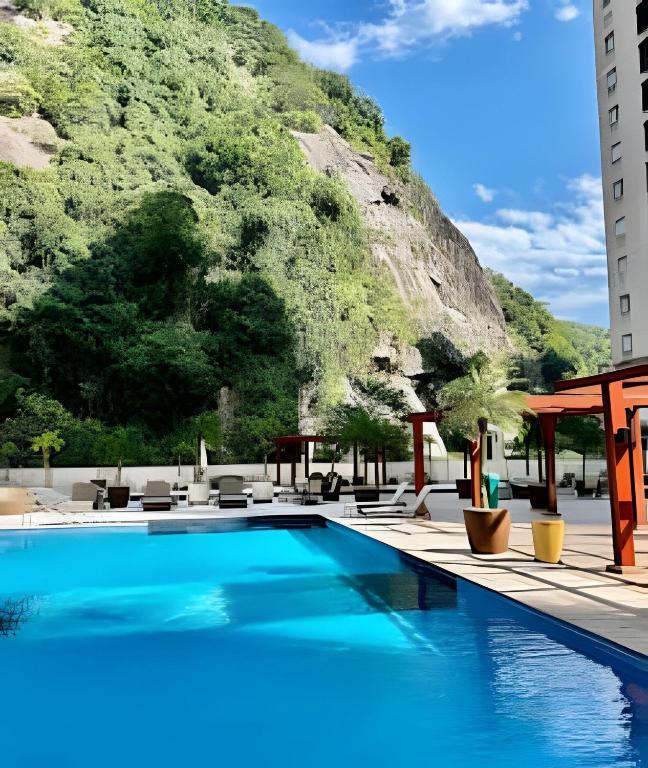 Condominio Clube com 4 piscinas/Cinema/arcondicionado - B&B Santos
