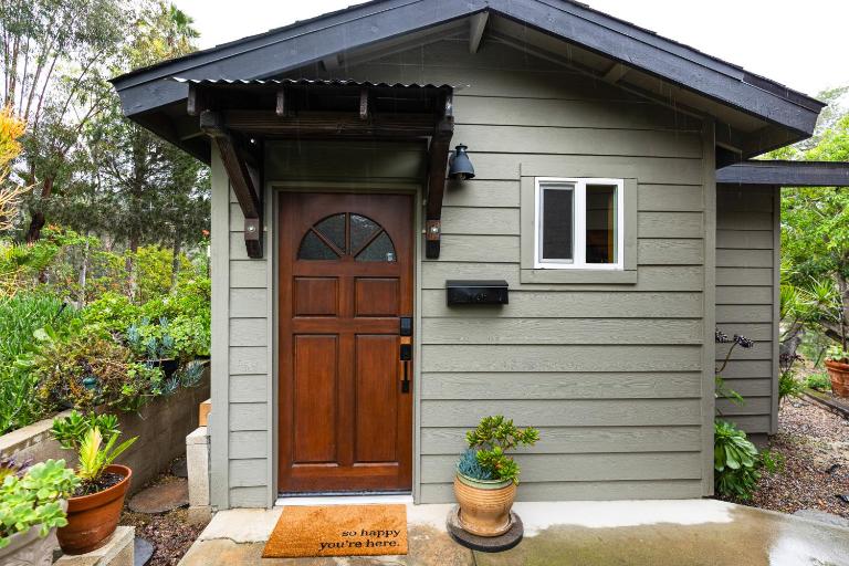Sip, Golf & Unwind: Couple's Retreat in Fallbrook - B&B Fallbrook