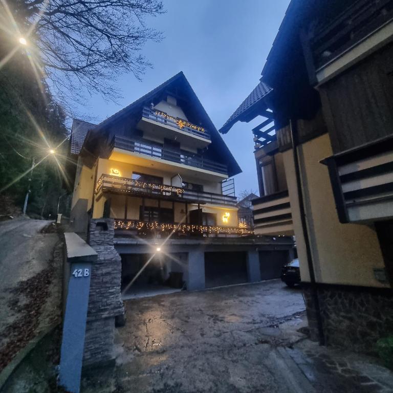 Apartament Kalinderu K4 Busteni - B&B Buşteni