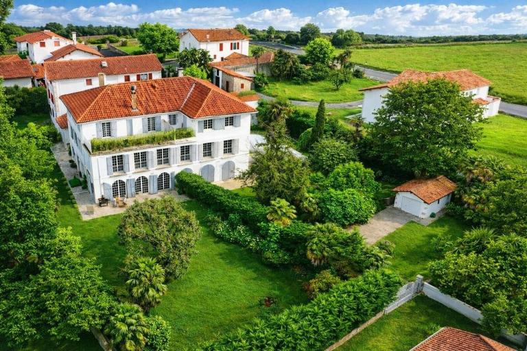 Magnifique Villa Rosita Ascain 16 pers - Chambres d'hôtes Ascain