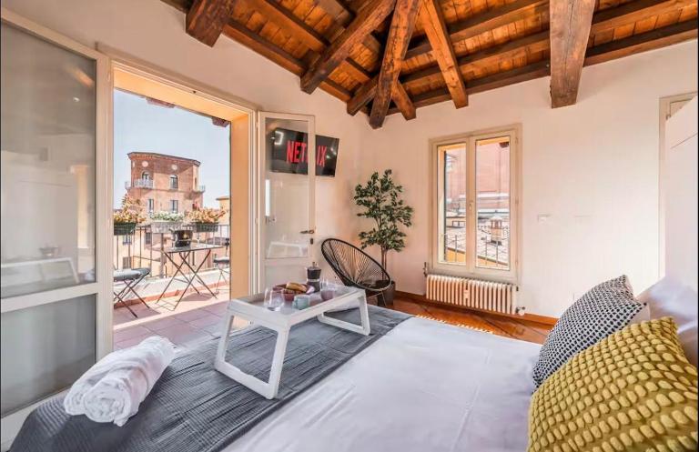 Medieval Tower - B&B Bologna