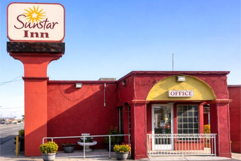 Sun Star Inn Los Banos - Chambres d'hôtes Los Banos