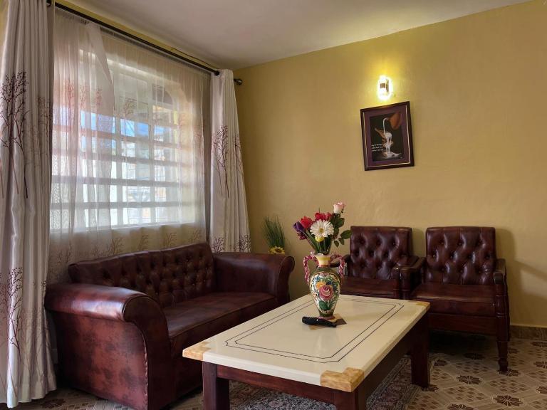 Golf BnB - B&B Nyahururu