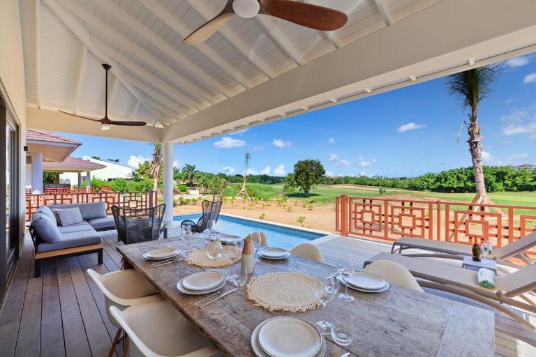 Villa Jazmyn18 at FrontRow Golf course - B&B Dorp Sint Michiel
