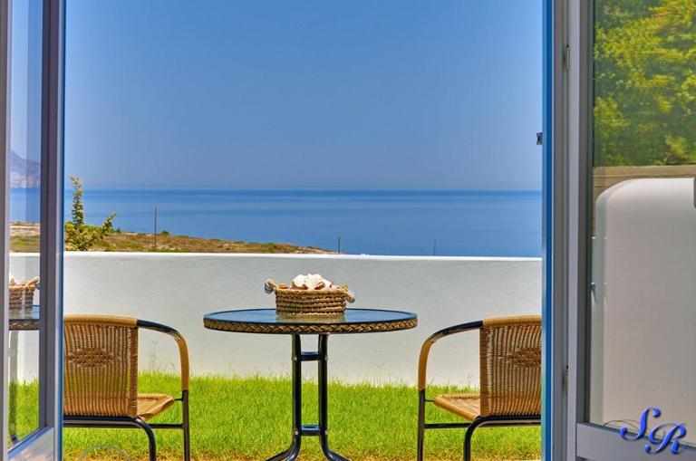 Sarakiniko Rooms - B&B Adámas