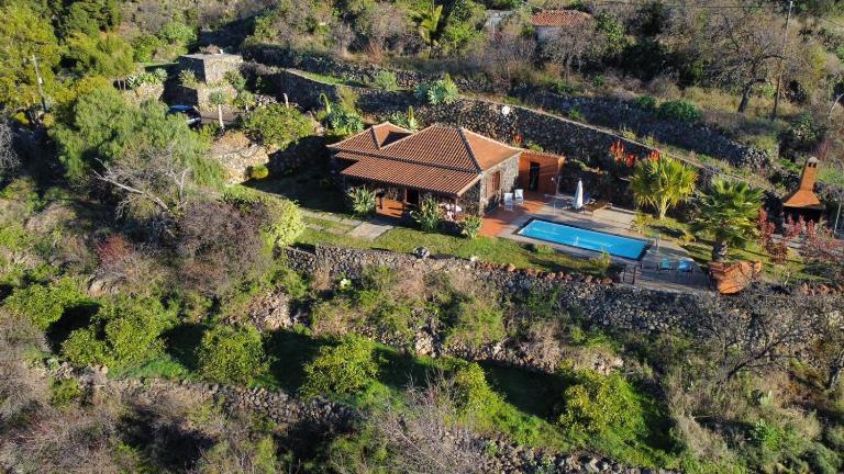 Villa El Topo -Piscina privada - Private pool - by Rural La Palma - Ferienwohnung El Pinillo