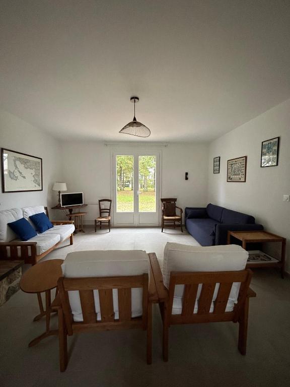 Family house with garden - B&B Mesquer