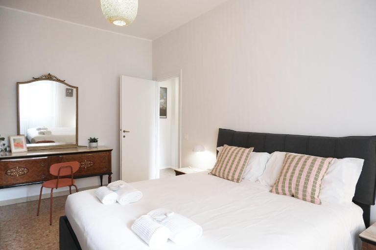 Bright Apartment with Balcony near Rome Centre & Metro - Ferienwohnung Rom