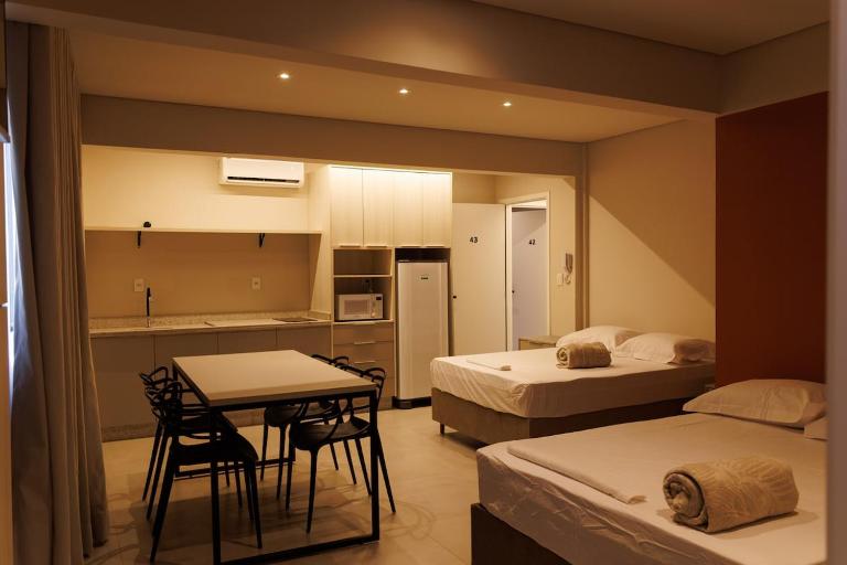 Lou Suites - 43 - Espaço Família - B&B Guarapuava