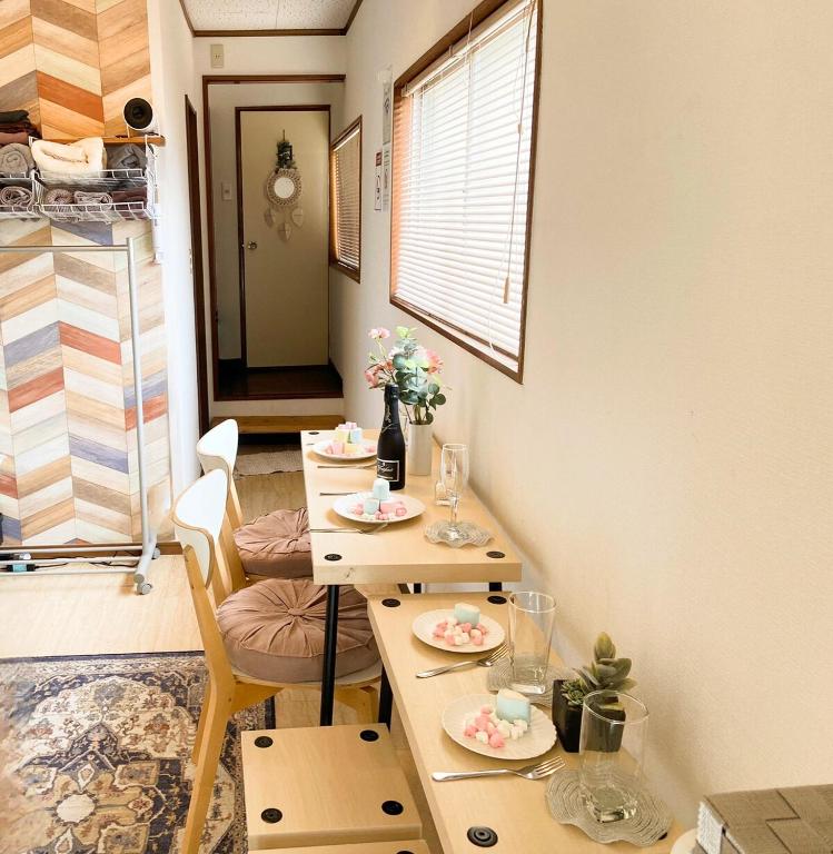 A 10-minute express train to Ikebukuro, a private house for rent, in front of a convenience store - Ferienwohnung Tokio