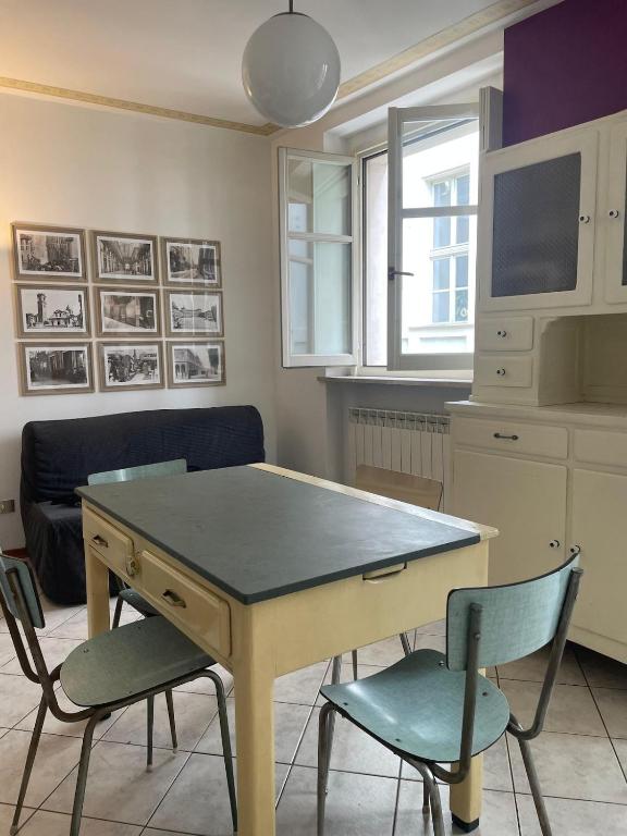 Cozy stay in the historic heart - Ferienwohnung Turin