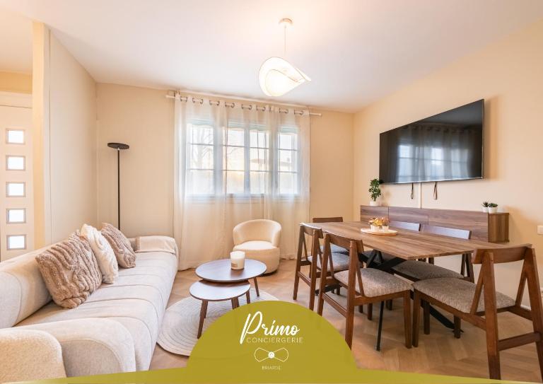 Chez papa - 3 lits - Confortable & spacieux - Chambres d'hôtes La Ferté-Gaucher