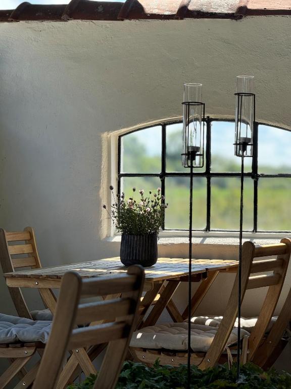 Gårdsfrun - B&B Löttorp