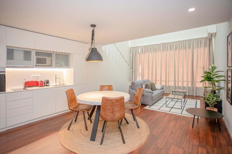 Liiiving in Porto - Luxury Gallery Apartment I - B&B Oporto