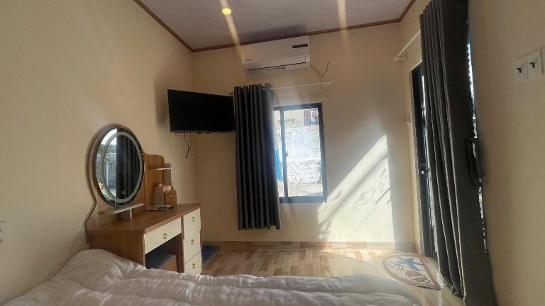 Tĩnh House - B&B Ba Ha