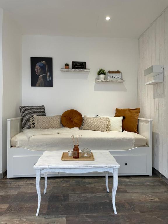 Charmant Studio - B&B Le Breuil-en-Bessin