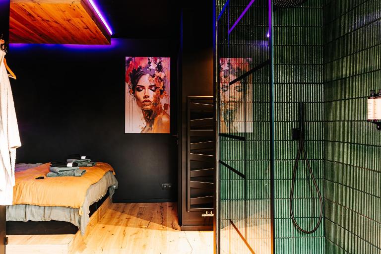 La complice des rails - Le passage secret - B&B Stavelot