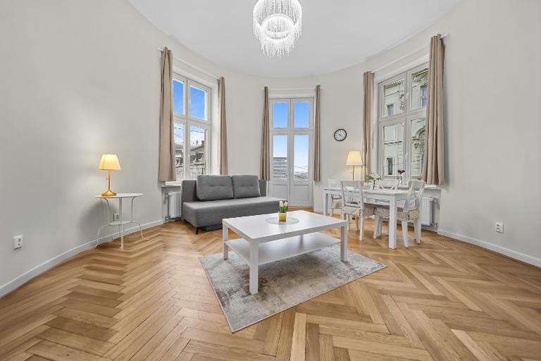 Prezidentský apartmán s výhľadom na palác - B&B Bratislava