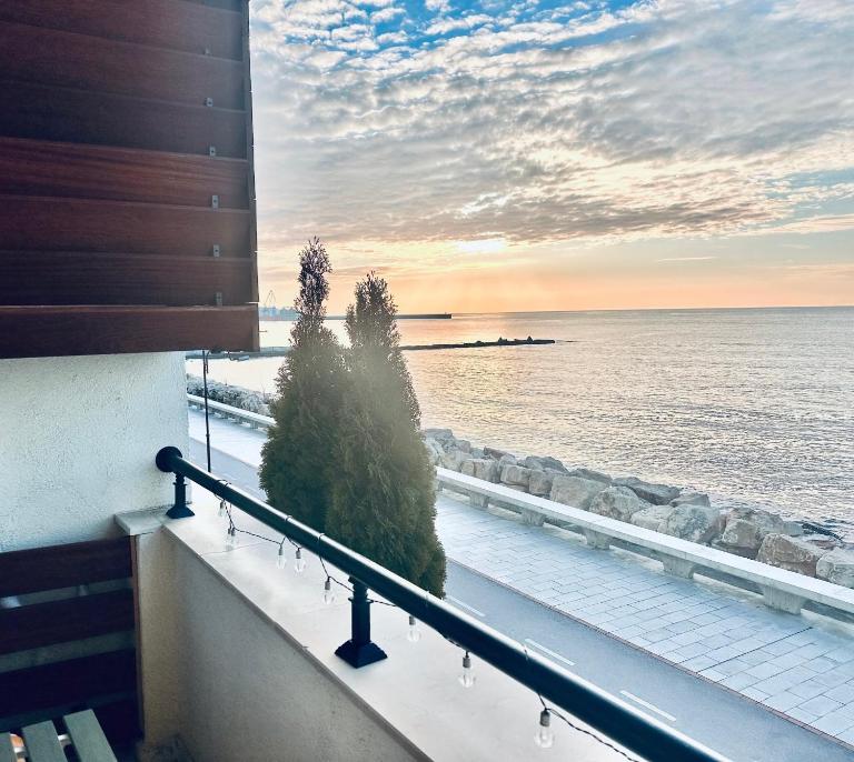 Apartment Sea Sunrise, complex Carpe Diem, FREE PARKING - B&B Balchik