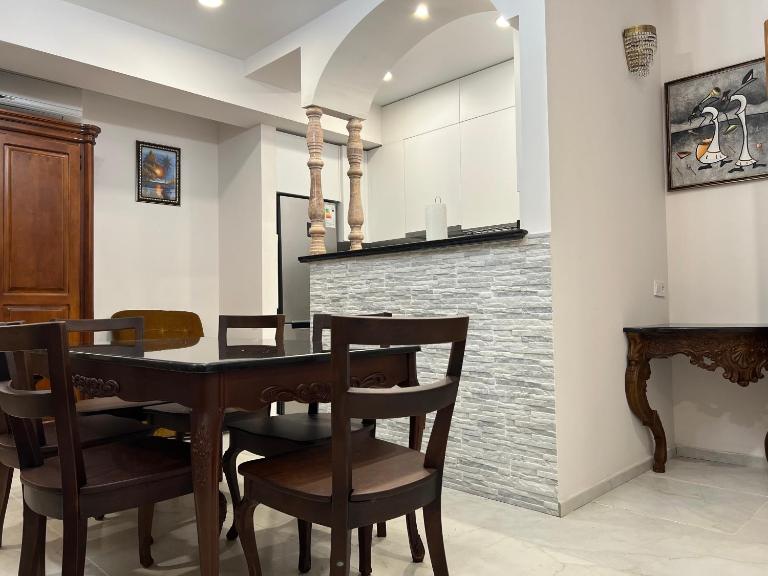 one bedroom apartment in the center of Batumi - B&B Batum