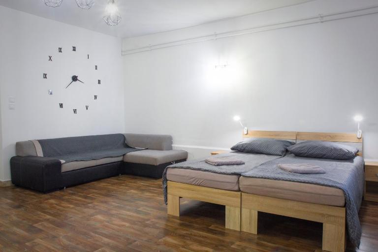 Bázis Vendégház Hajdúnánás - B&B Hajdúnánás
