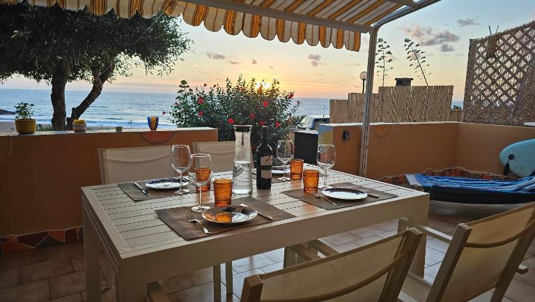 Casa Colori - Entspannen mit Meerblick - B&B Porto Alabe