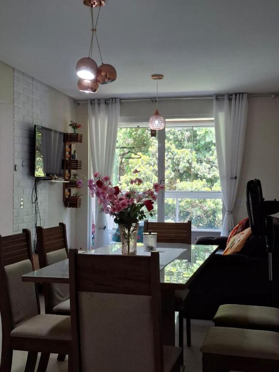 Apartamento em Bombinhas Próximo ao centro e Passarela do Ribeiro - Ferienwohnung Bombinhas