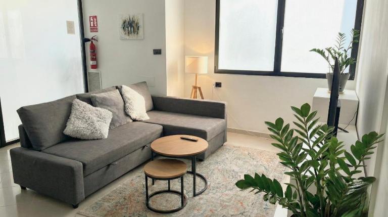 Across from the Turia Modern City Stay - Ferienwohnung Valencia