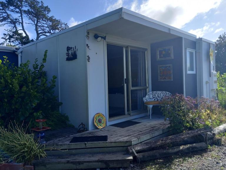 Round About - B&B Parore
