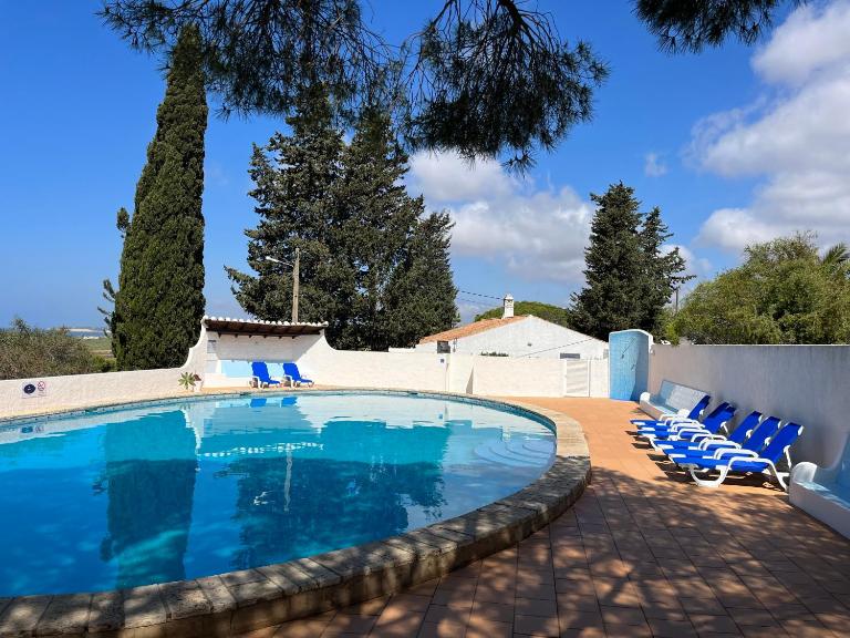 Casa Estrelita, Quinta da Felicidade, Praia dos Salgados - Bed and Breakfast Guia