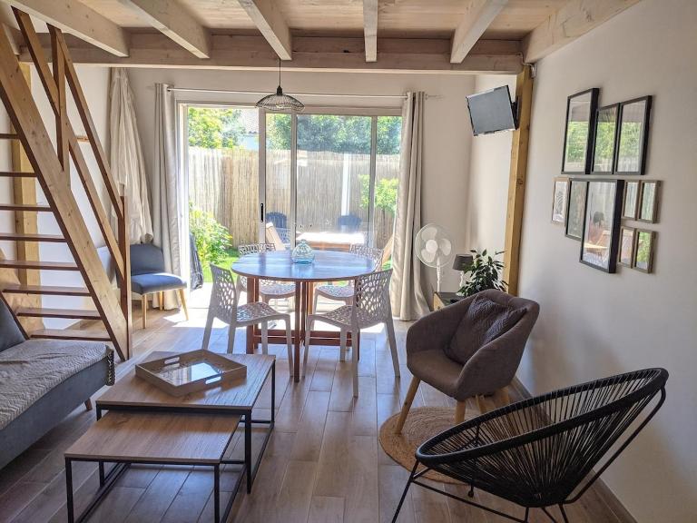 Maison Hakuna Matata à 500m de l'océan avec jardin - Chambres d'hôtes Angoulins