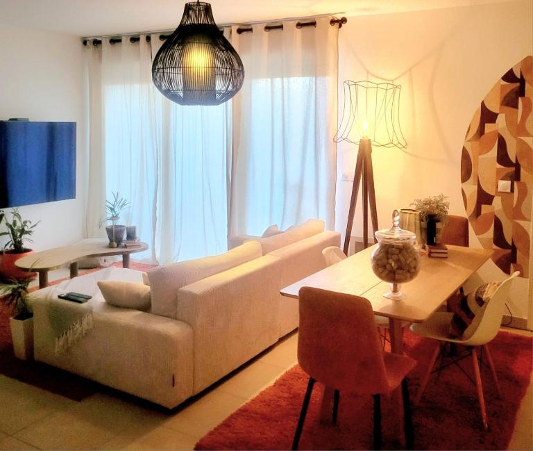 Appartement de 50m2 avec terrasse et parking - B&B Castelnau-le-Lez