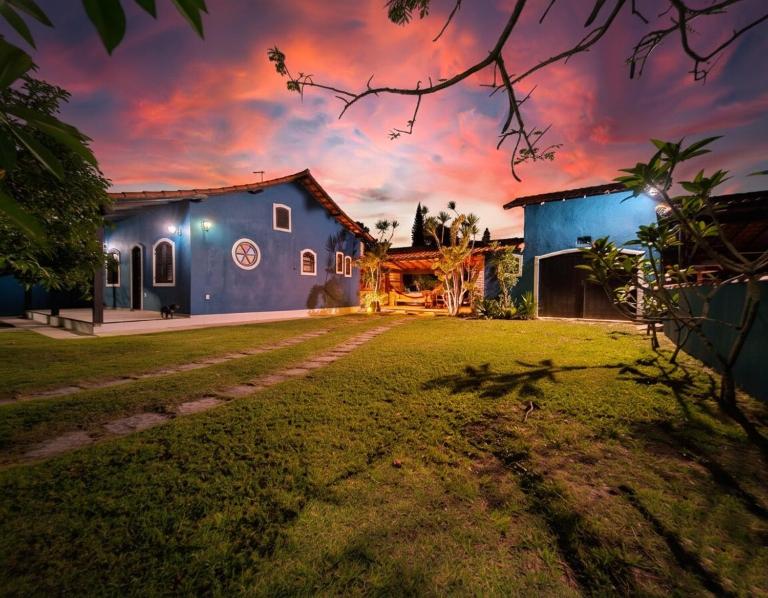 Solaris Beach House - Espaçosa e perto de tudo - B&B Araruama