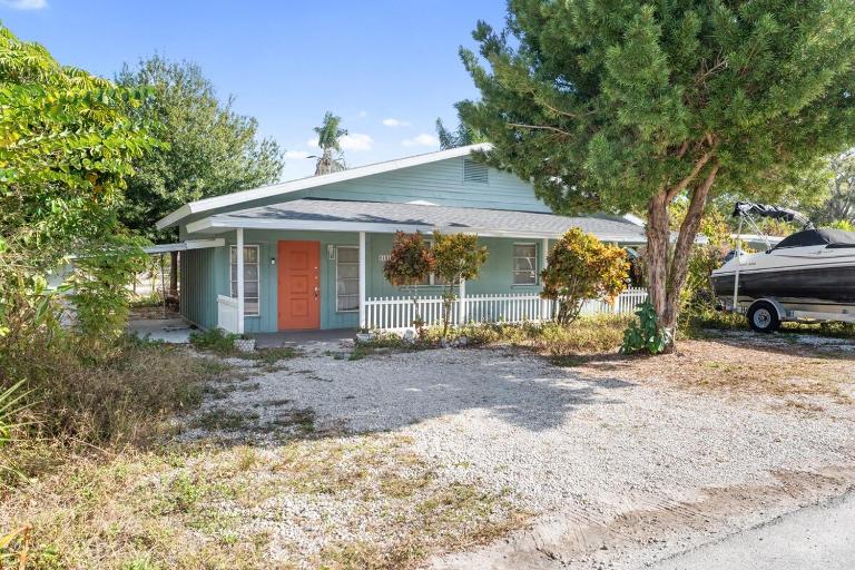 House - Minutes from Siesta Key! - B&B Sarasota