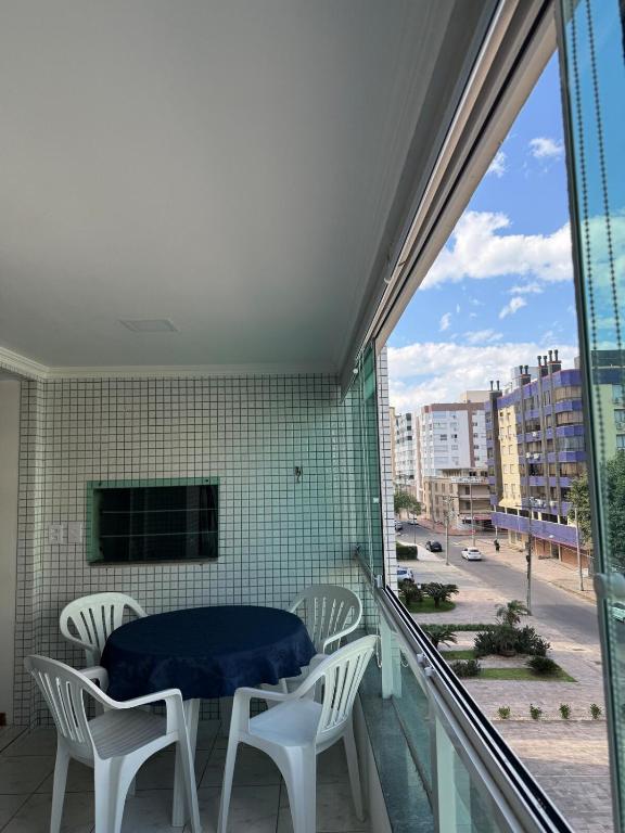 Lindo AP Capão, próximo mar, excelente localização - B&B Capão da Canoa