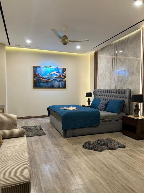 Zeta Luxury Suites I One Bedroom Apartment City View - Bed and Breakfast Islamabad