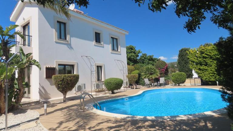 Villa Leon - Bed and Breakfast Kouklia