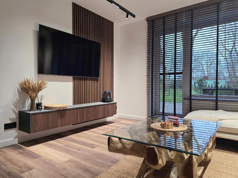 Nordic Wood Luxury Stay with Jacuzzi - Bed and Breakfast Palanga