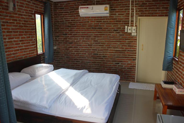 Baan Suan La Moon - Bed and Breakfast Chiang Khan