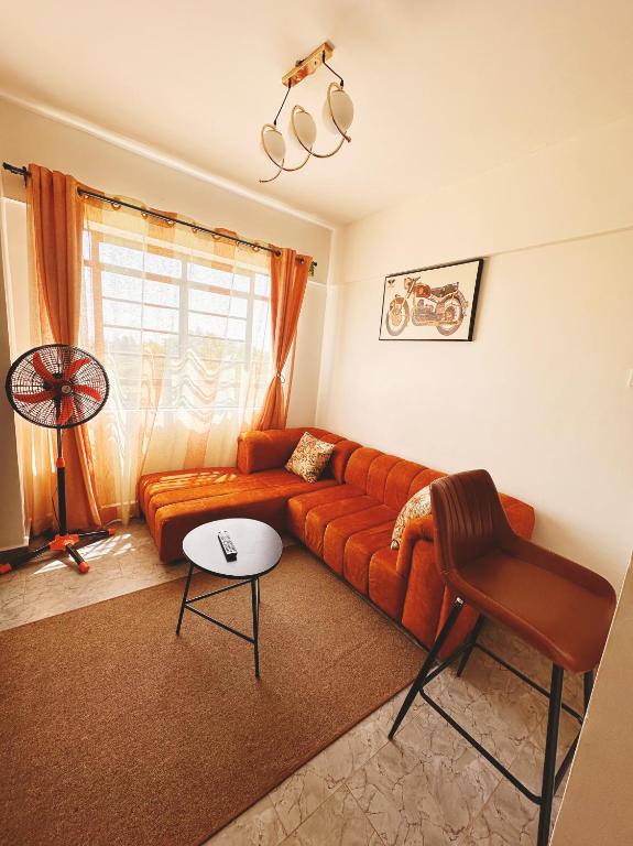 Modern Makasembo 1bedroom with Lift and parking - Chambres d'hôtes Kisumu