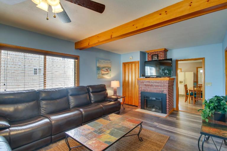 Old Ocean Beach Apt by Pier + Palace Playland - Bed and Breakfast Old Orchard Beach